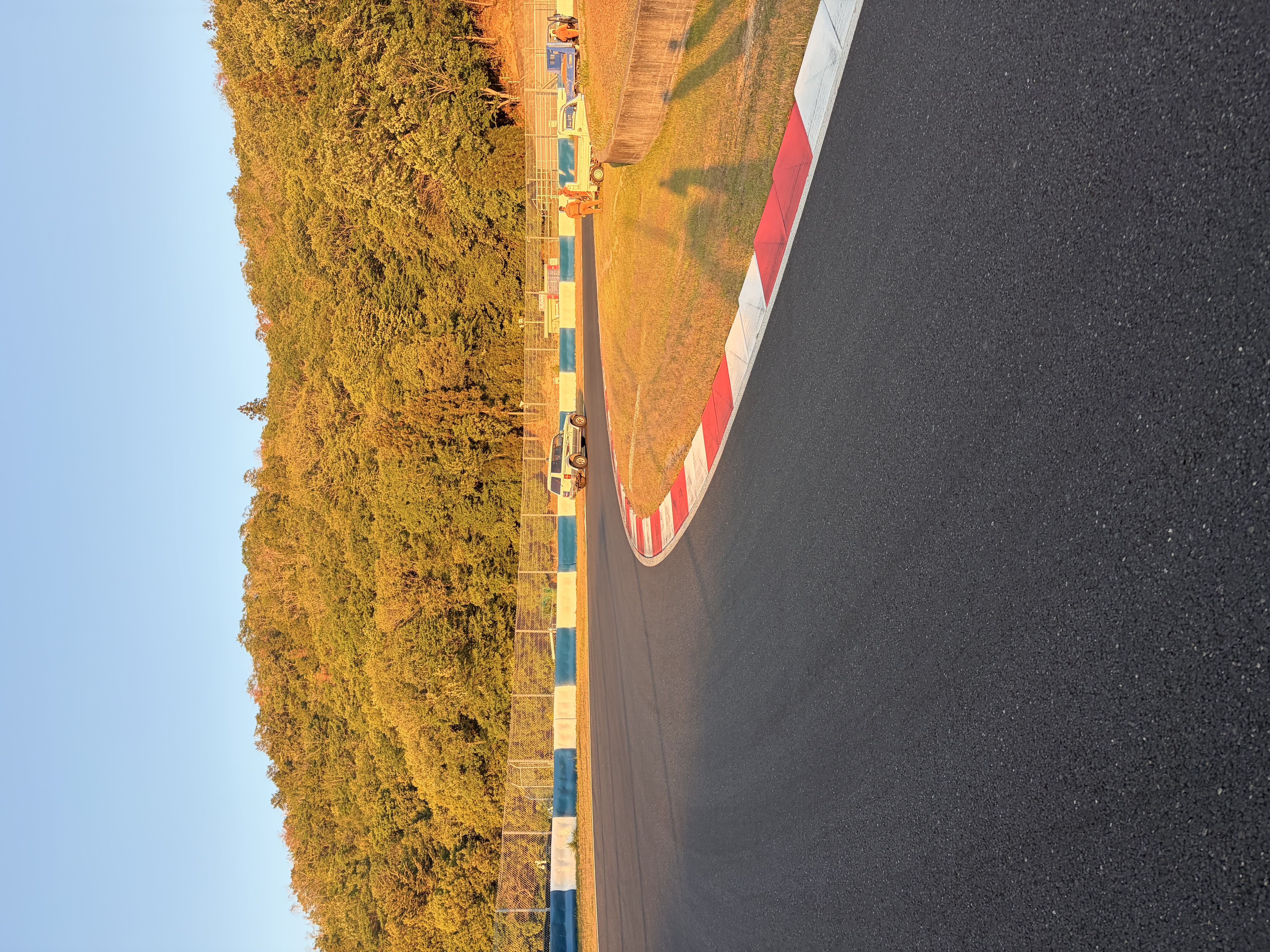 岡山国際サーキット ホッブスコーナー