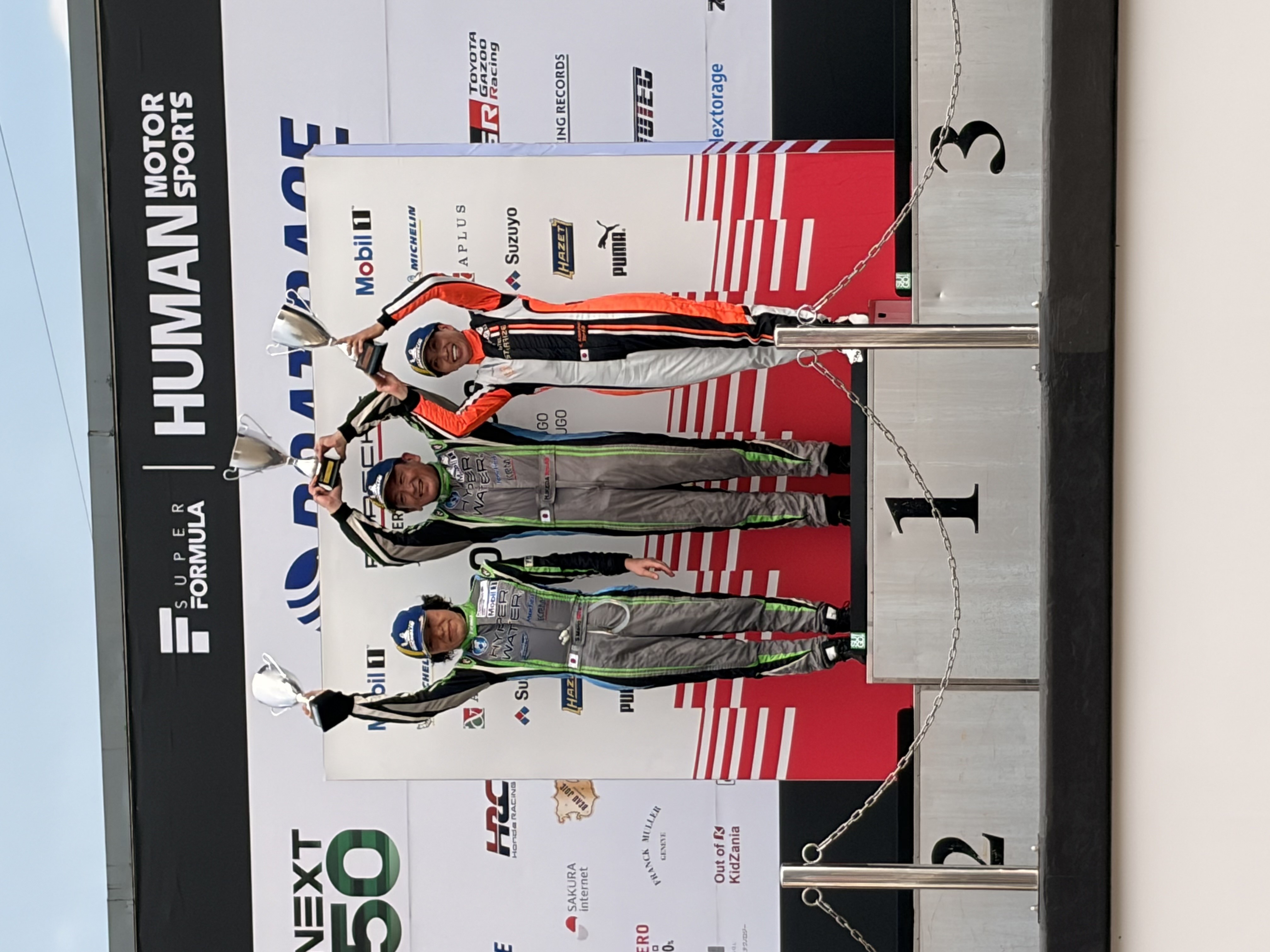 Porsche Carrera Cup Japan 2026 Rd6でアマチュアクラス3位表彰台へ上がったSTARRIZE RACINGのKiyomin